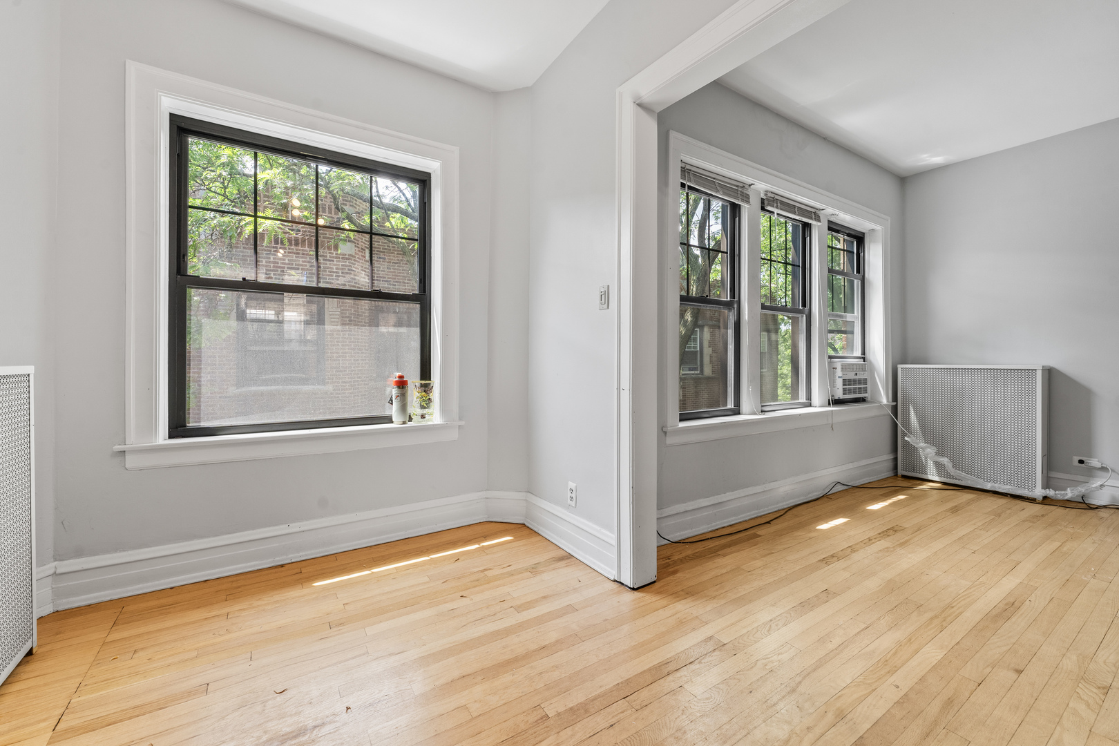 5455 S Ingleside Avenue #3E, Chicago, IL 60615