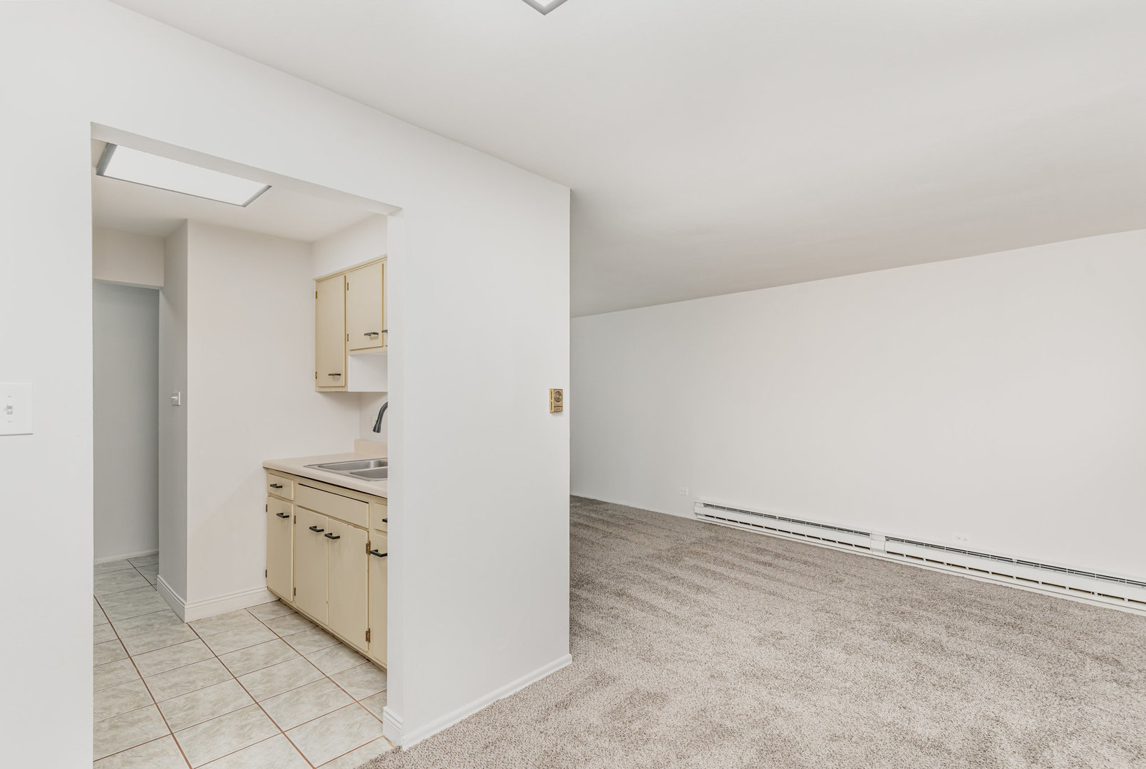 9724 S Karlov Avenue #103, Oak Lawn, IL 60453