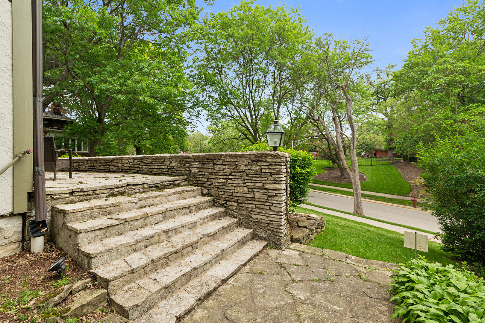 2023-2027 W 108th Place, Chicago, IL 60643