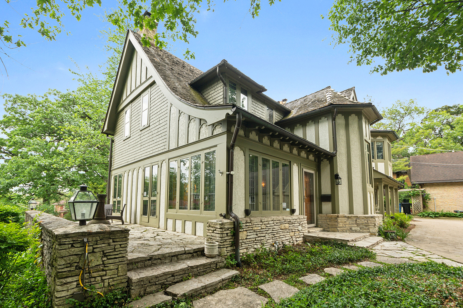 2023-2027 W 108th Place, Chicago, IL 60643