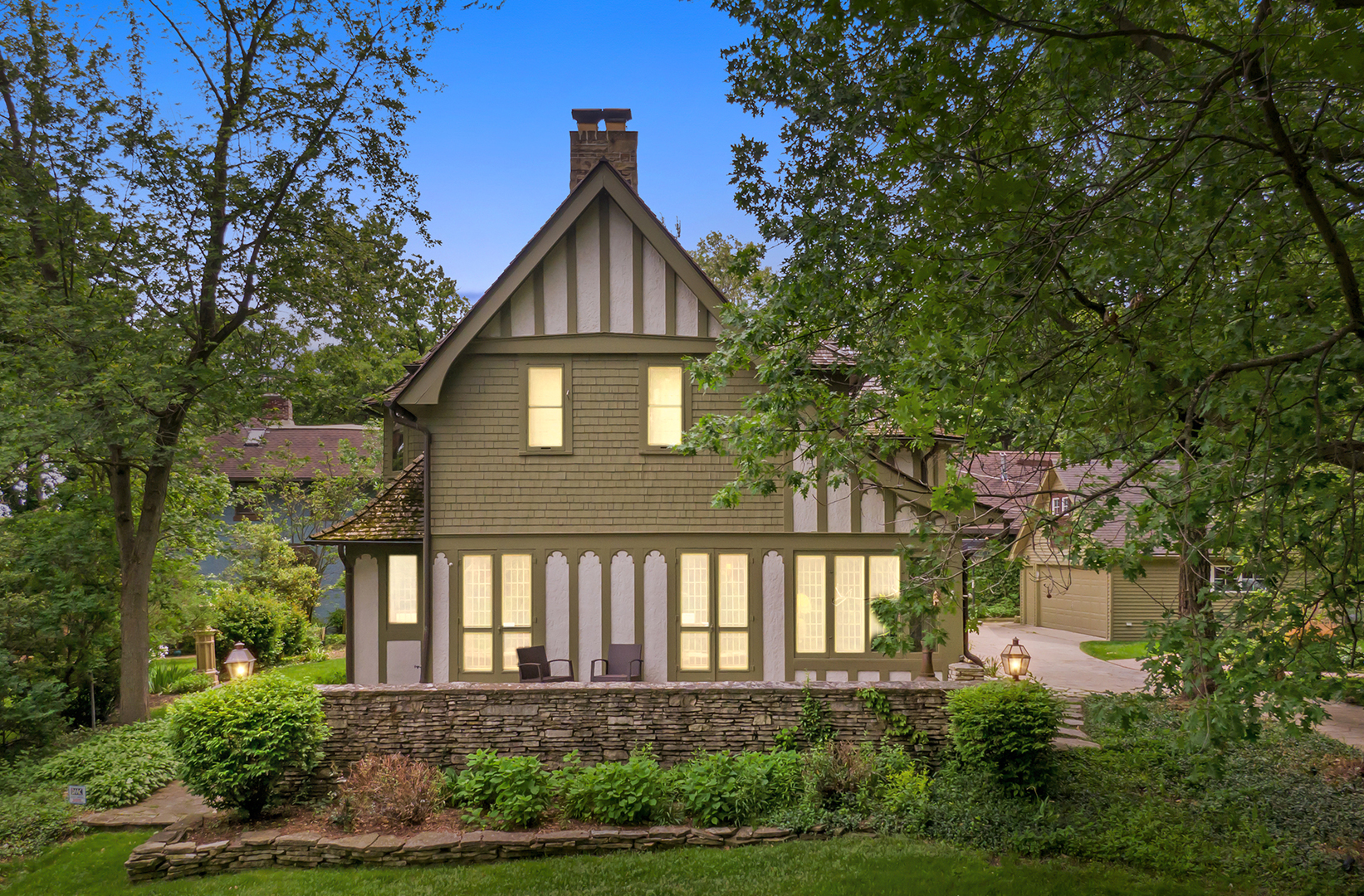 2023-2027 W 108th Place, Chicago, IL 60643