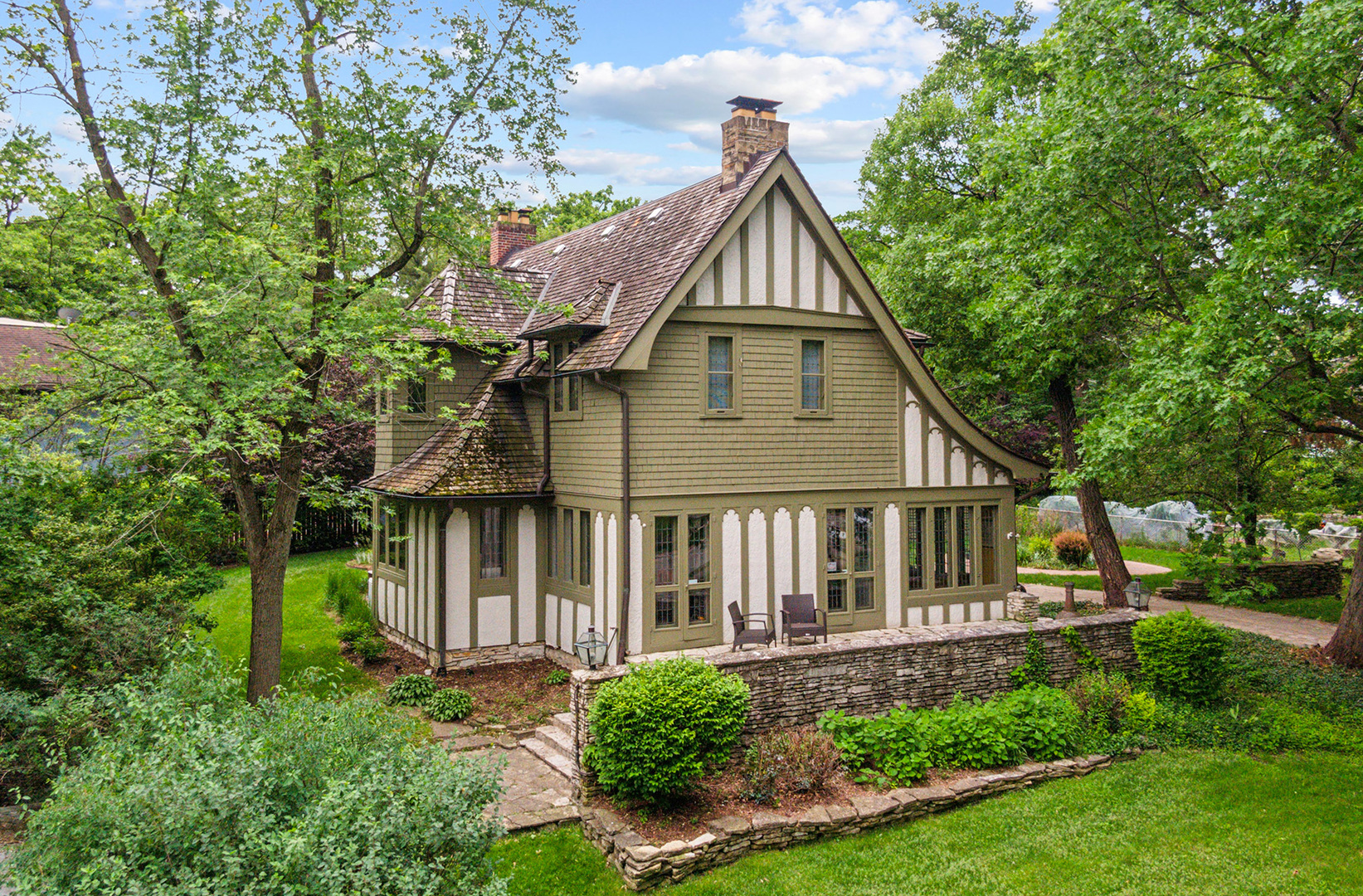 2023-2027 W 108th Place, Chicago, IL 60643