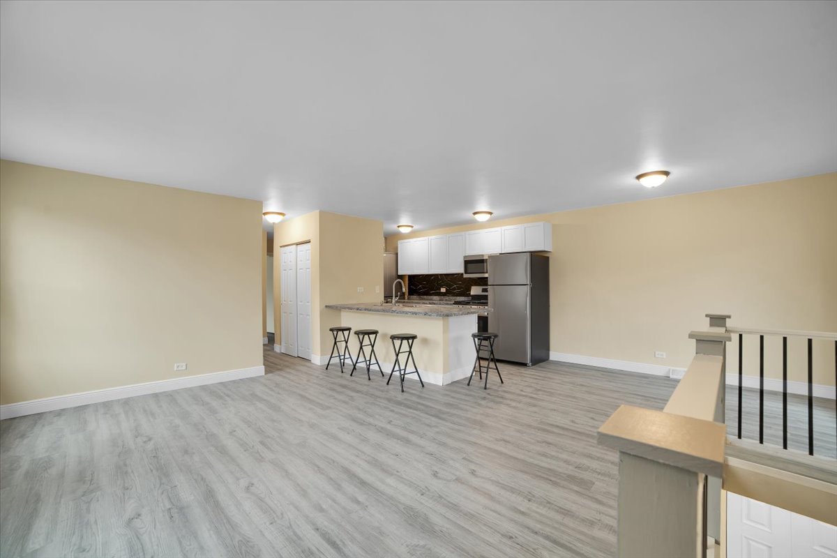 1295 Pearl Avenue #D, Glendale Heights, IL 60139