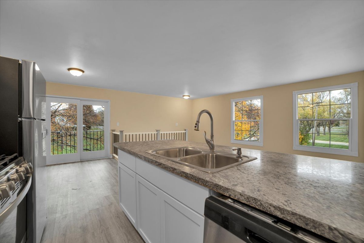 1295 Pearl Avenue #D, Glendale Heights, IL 60139