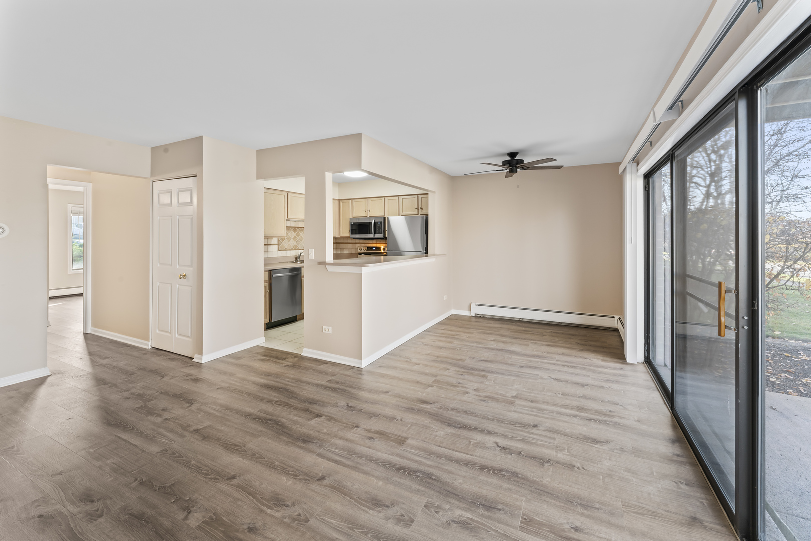 Vernon Hills, IL 60061