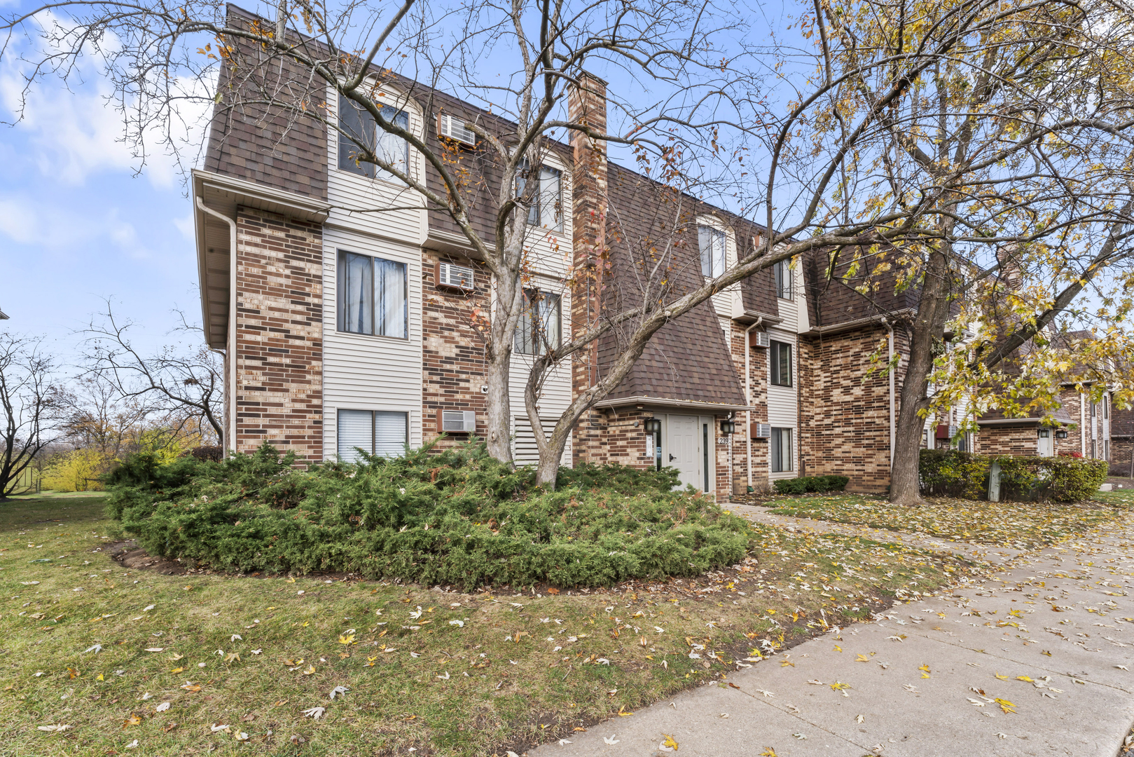 Vernon Hills, IL 60061