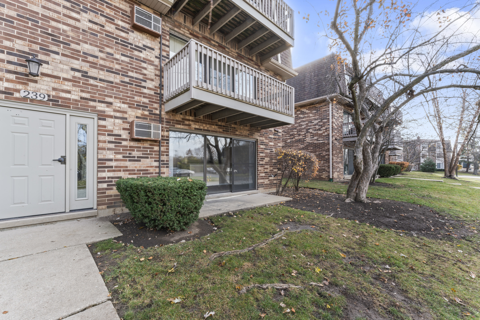 Vernon Hills, IL 60061