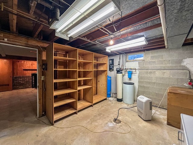 24920 73rd Street, Salem, WI 53168