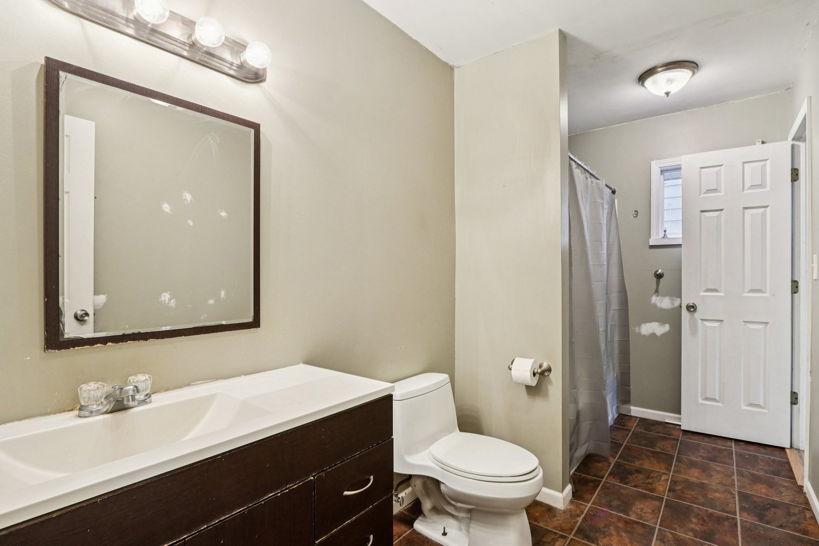 1620 Lotus Drive, Round Lake Beach, IL 60073