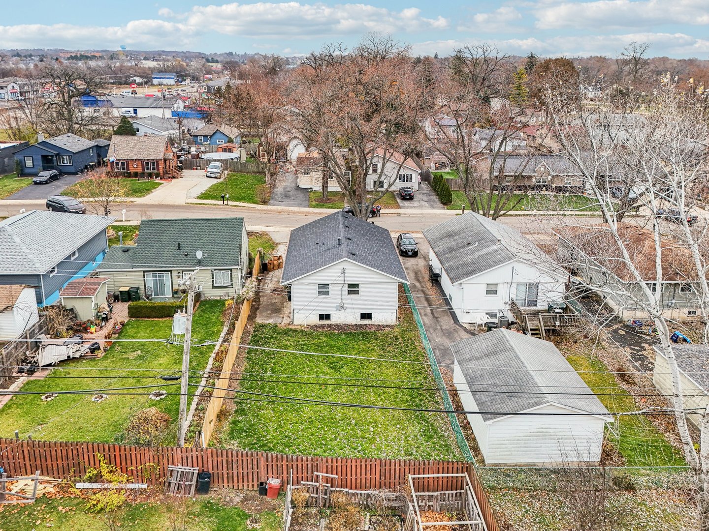 1620 Lotus Drive, Round Lake Beach, IL 60073