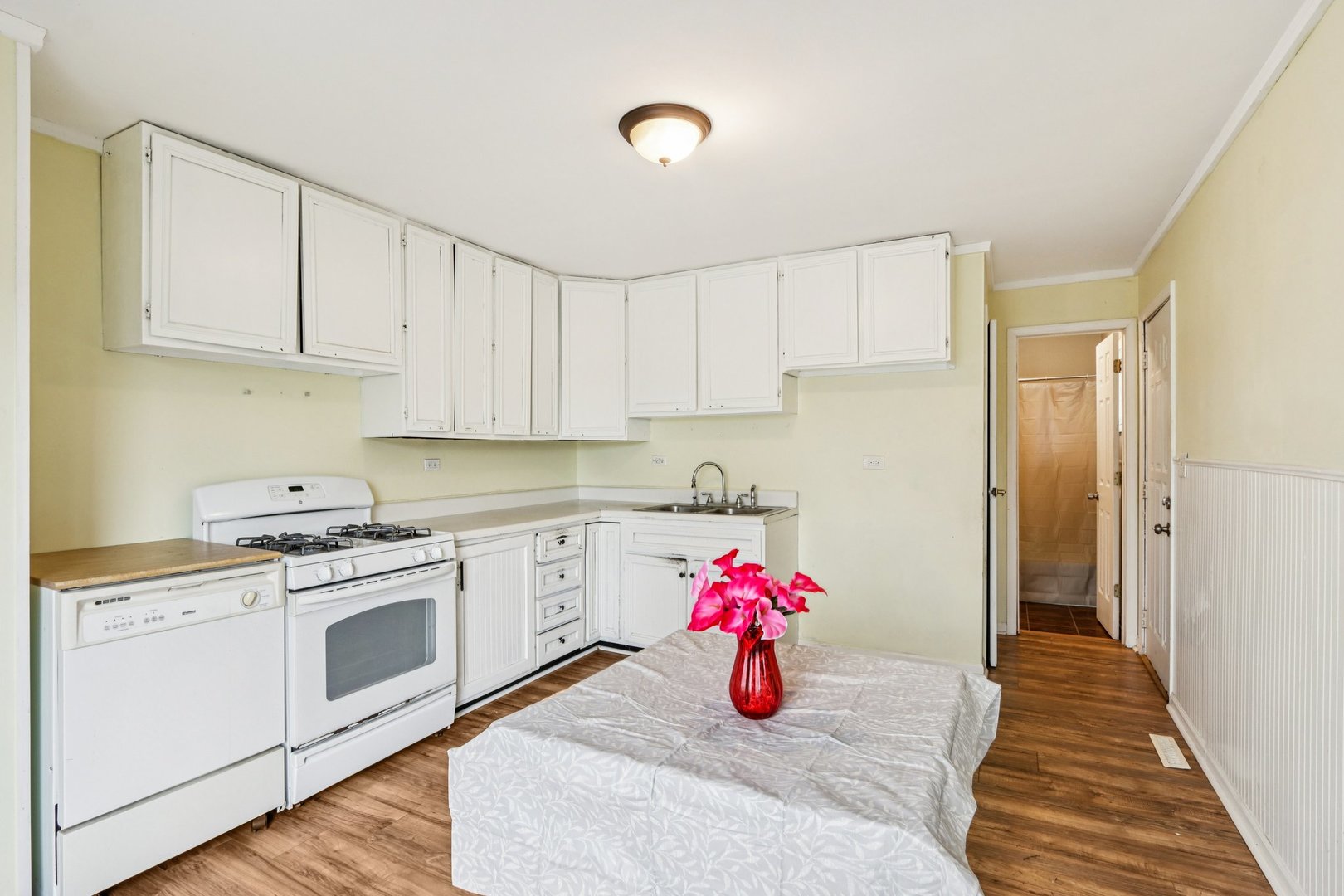 1620 Lotus Drive, Round Lake Beach, IL 60073