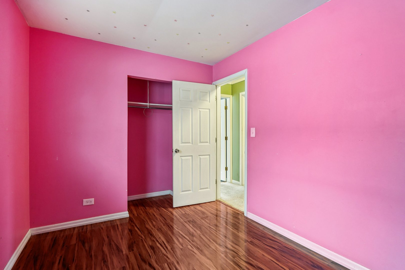 1620 Lotus Drive, Round Lake Beach, IL 60073