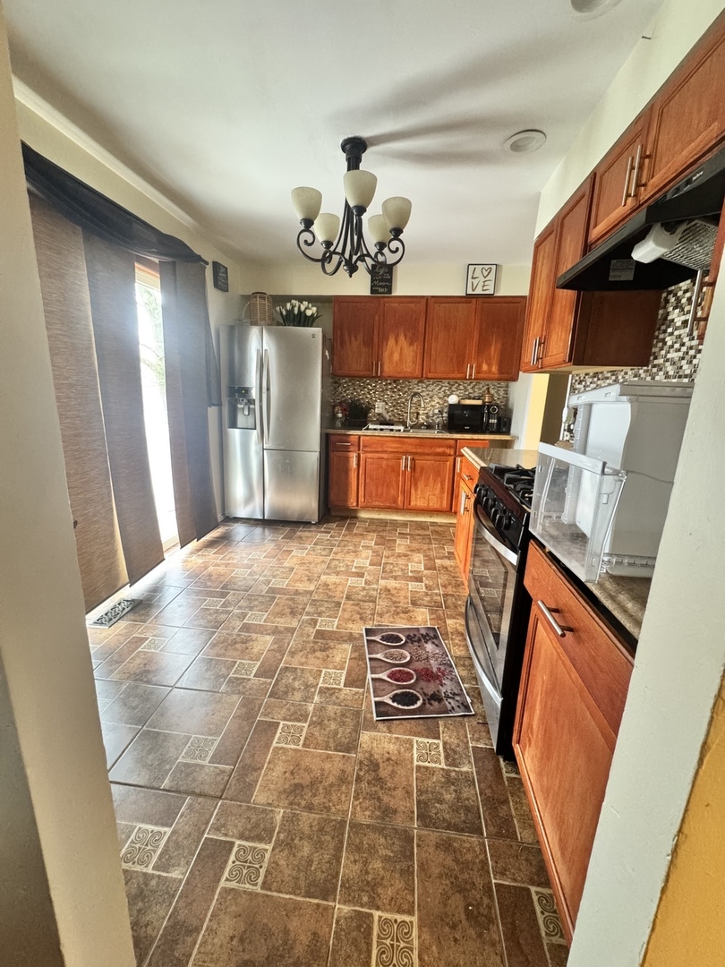 1829 217th Place, Sauk Village, IL 60411