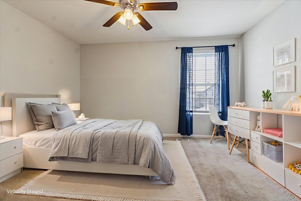 1112 Kim Court, Joliet, IL 60431