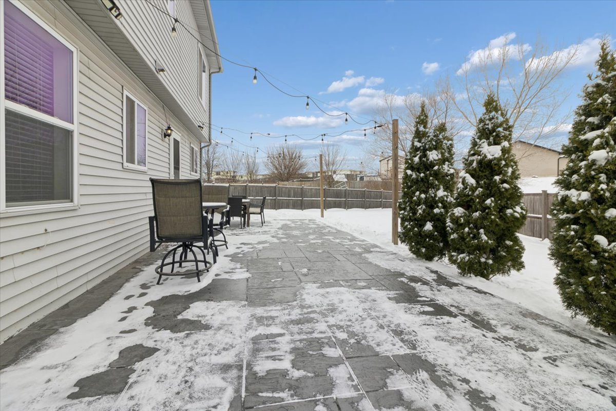 1112 Kim Court, Joliet, IL 60431