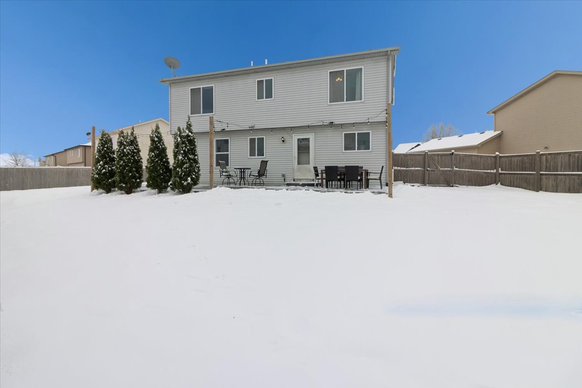 1112 Kim Court, Joliet, IL 60431