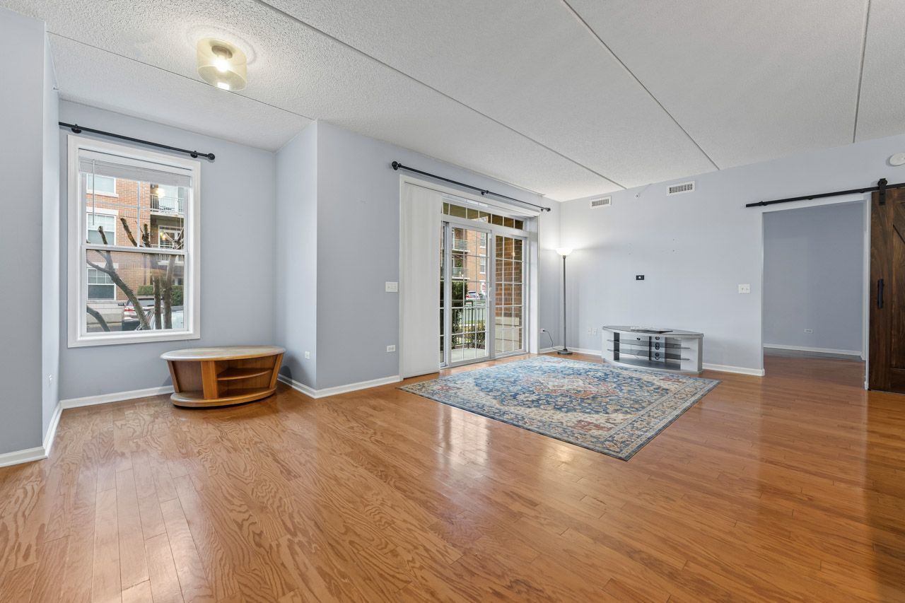 133 W Palatine Road #108, Palatine, IL 60067