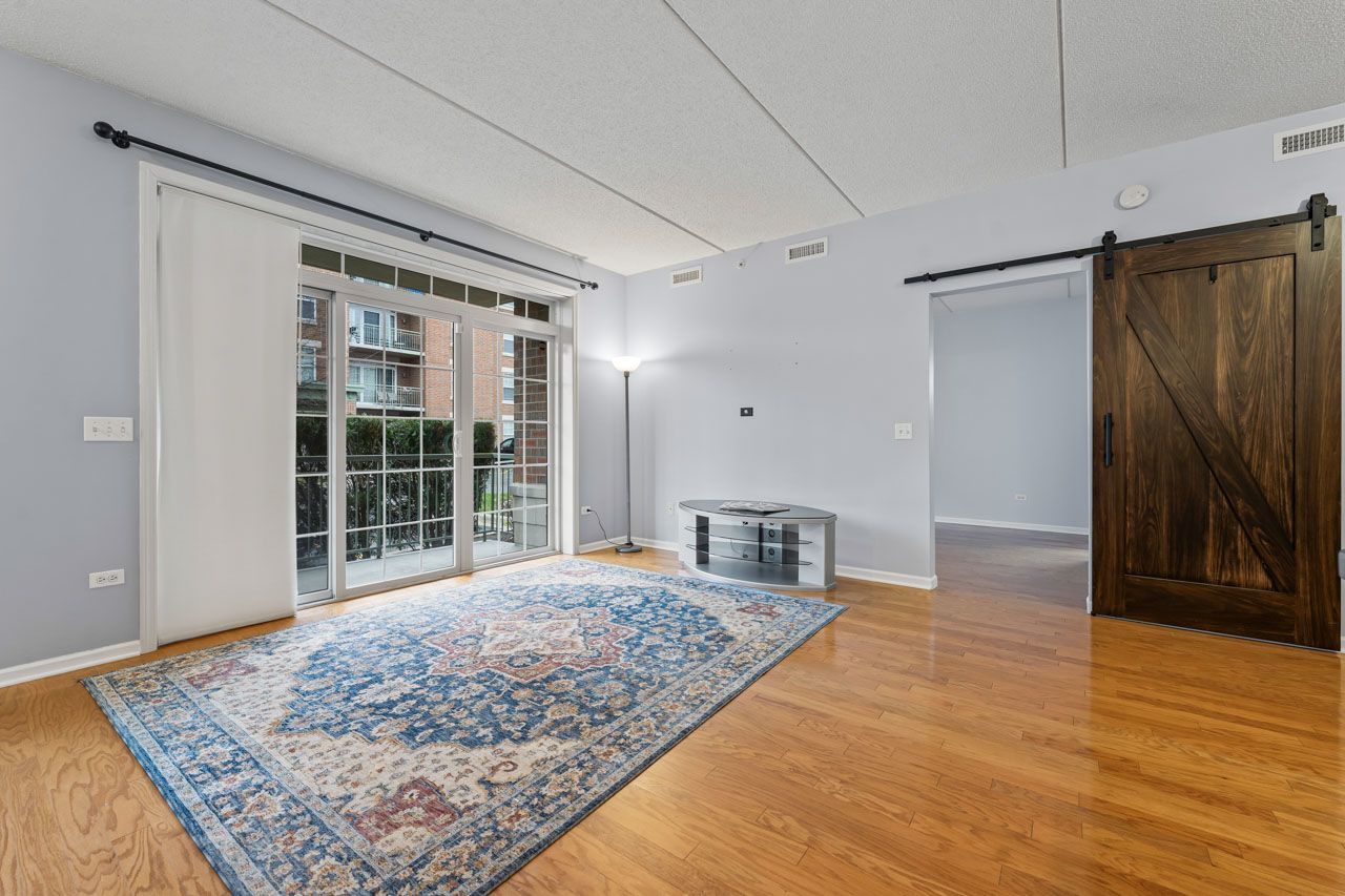 133 W Palatine Road #108, Palatine, IL 60067