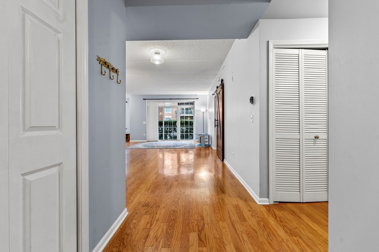 133 W Palatine Road #108, Palatine, IL 60067