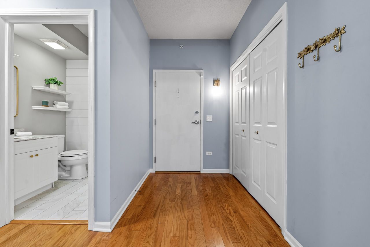 133 W Palatine Road #108, Palatine, IL 60067