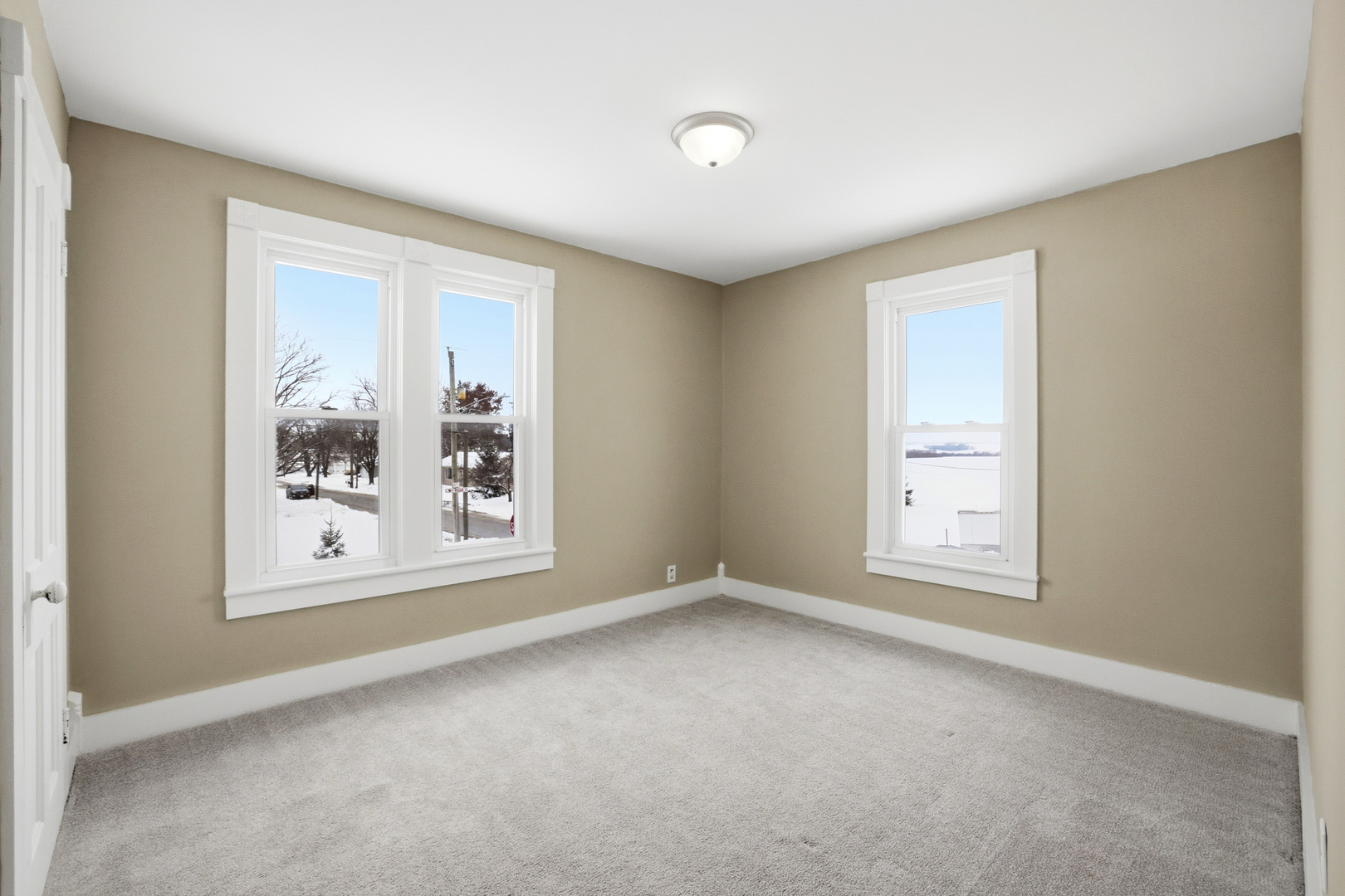 406 W Balsam Street, Forreston, IL 61030