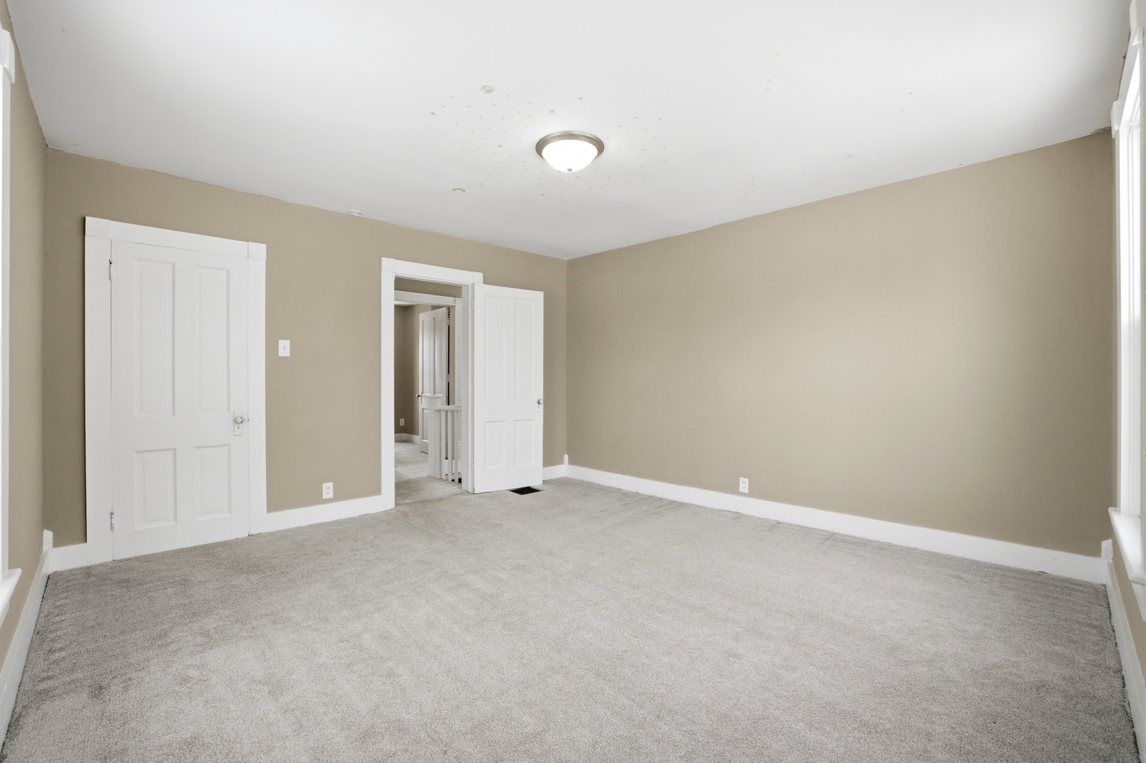 406 W Balsam Street, Forreston, IL 61030