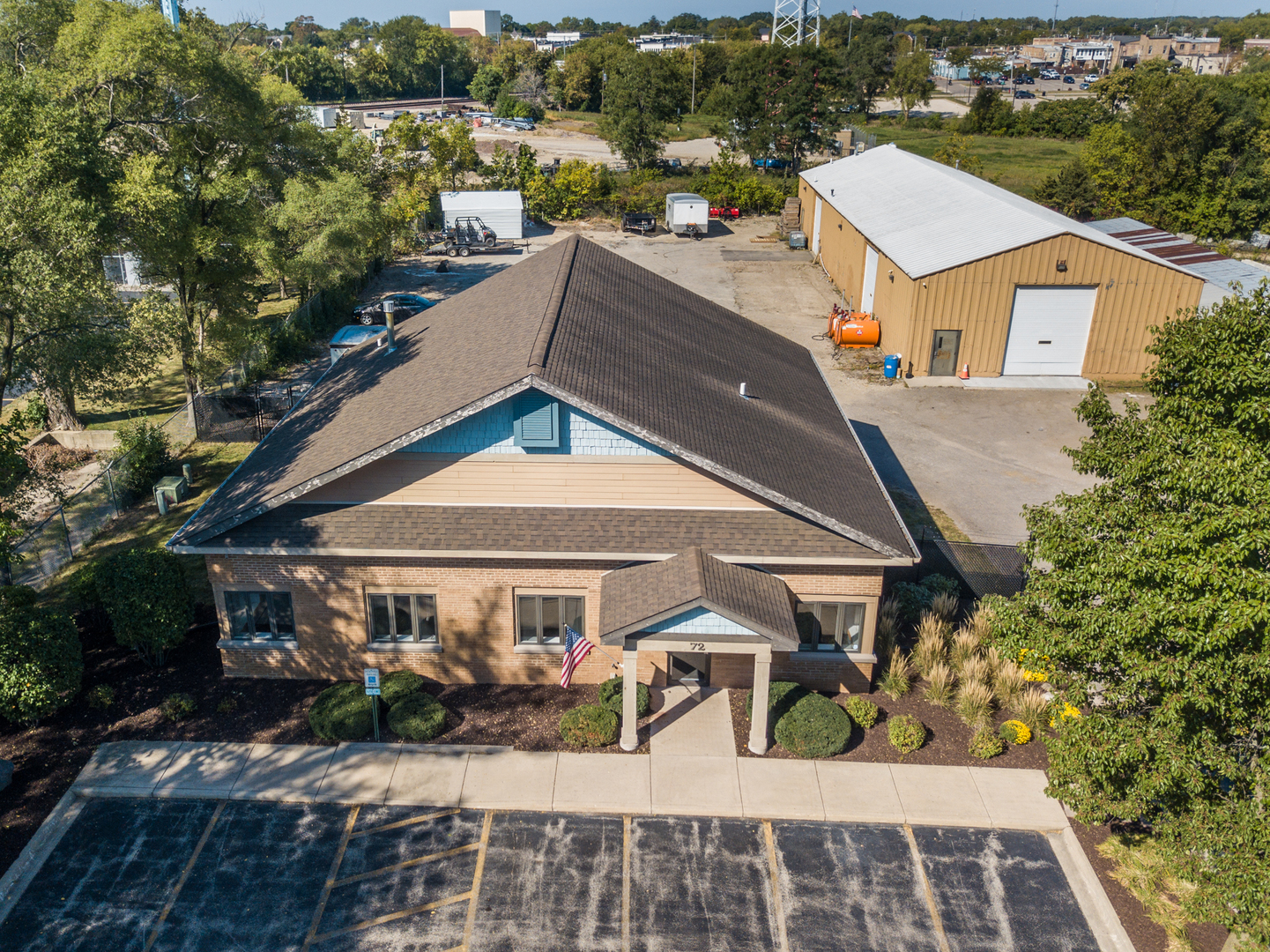 72 East Street, Crystal Lake, IL 60014