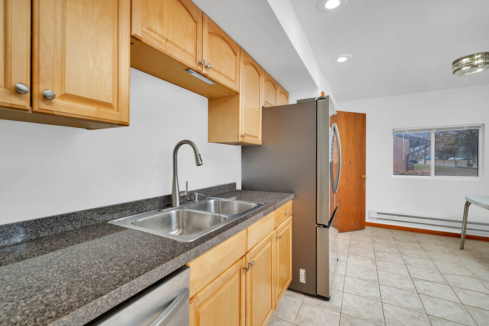 156 Cypress Drive, Bolingbrook, IL 60440