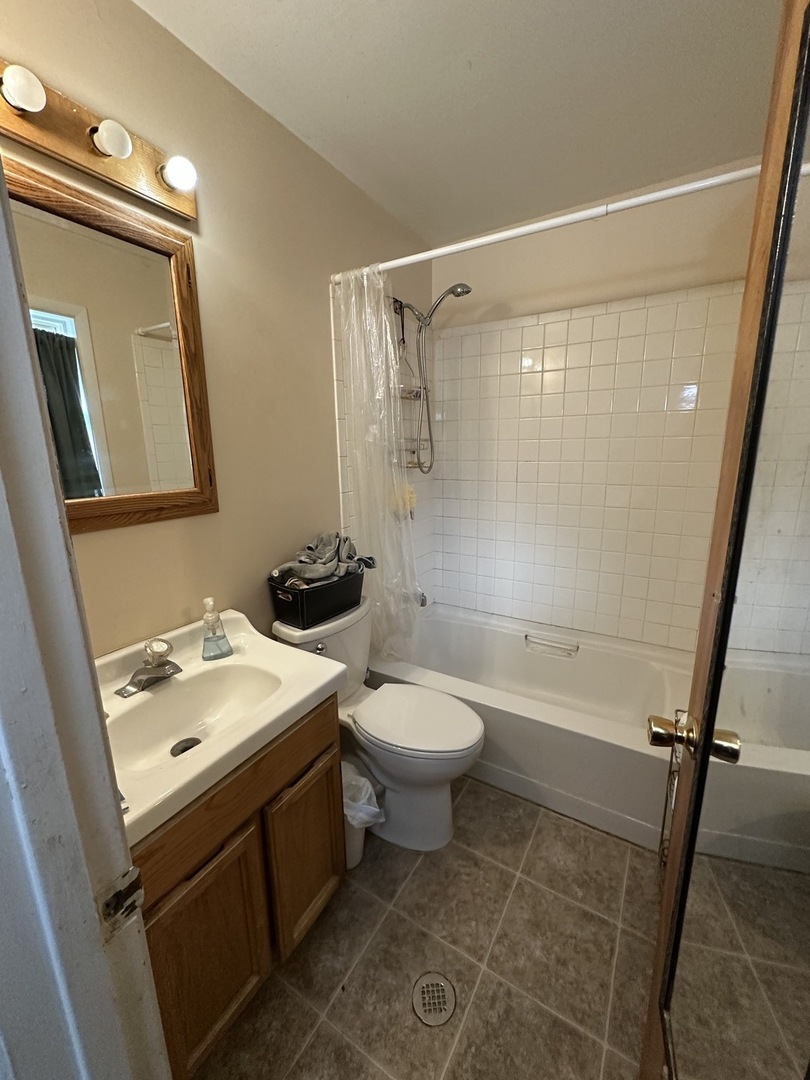 Elk Grove Village, IL 60007