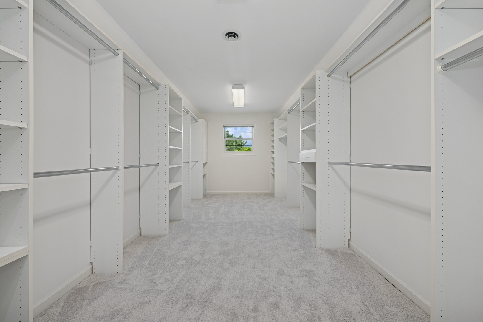 6409 Davidson Court, Gurnee, IL 60031