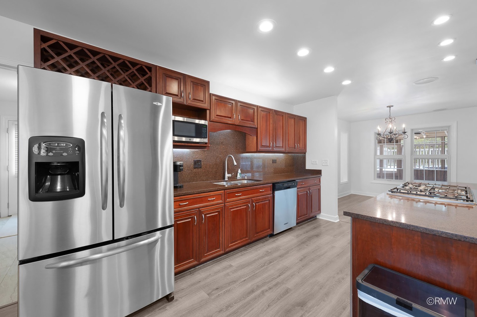 23 Hesterman Drive, Glendale Heights, IL 60139