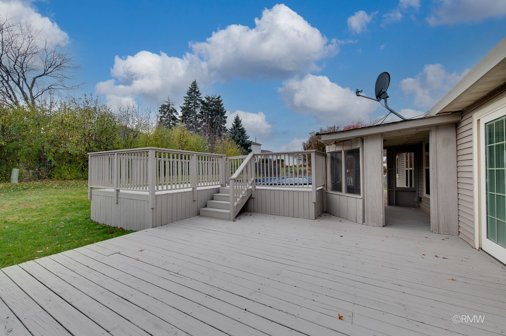 23 Hesterman Drive, Glendale Heights, IL 60139