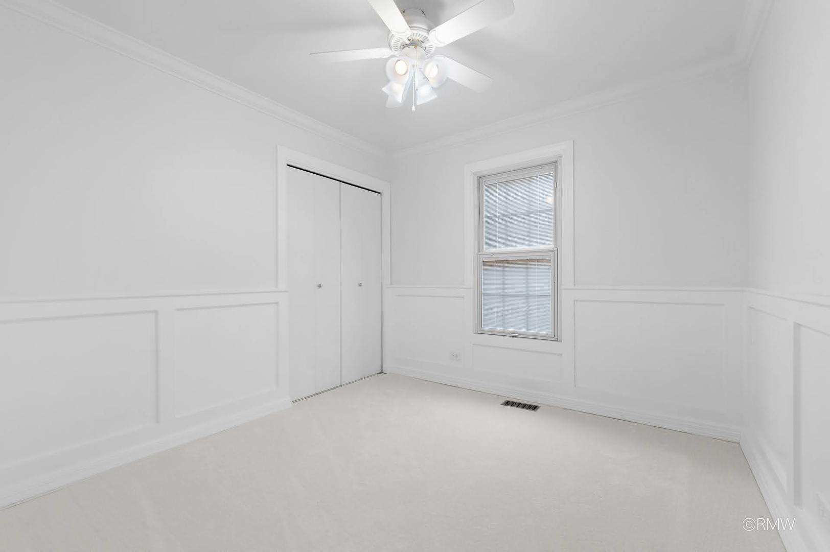 23 Hesterman Drive, Glendale Heights, IL 60139