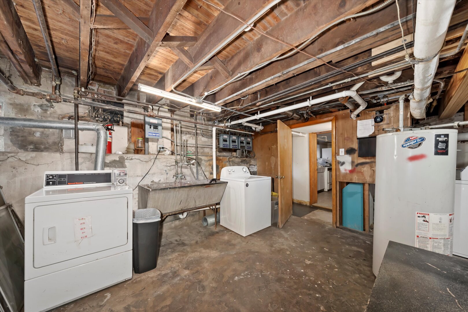 11400 S Champlain Avenue, Chicago, IL 60628