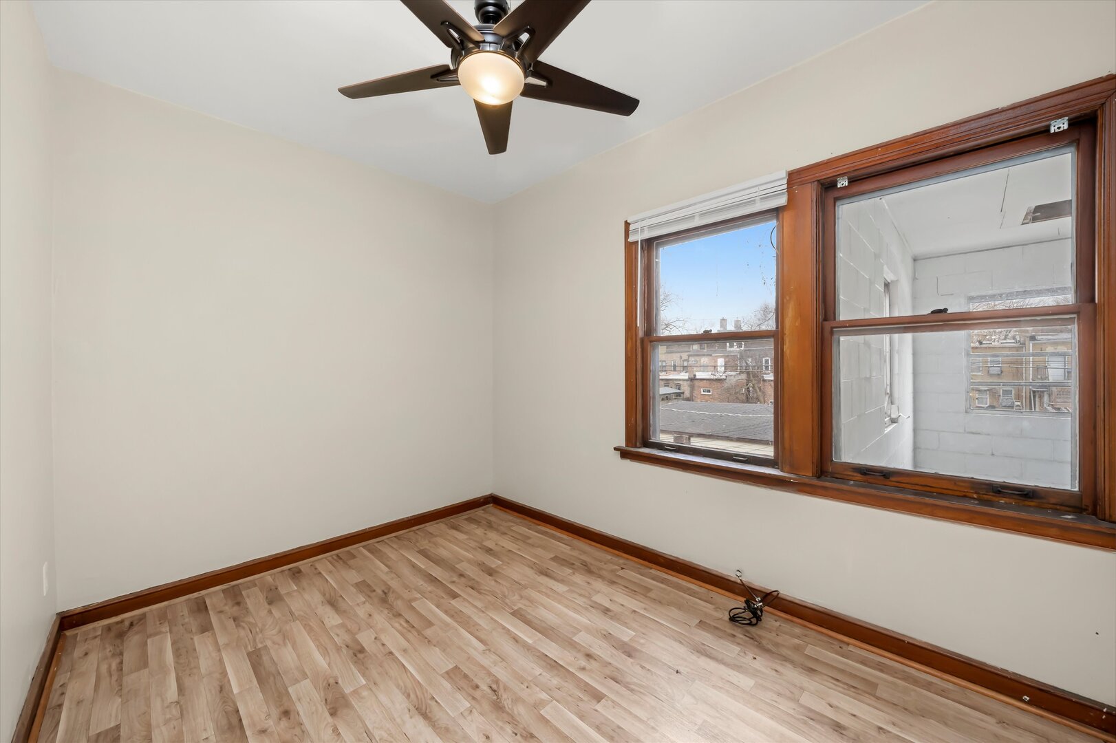 11400 S Champlain Avenue, Chicago, IL 60628