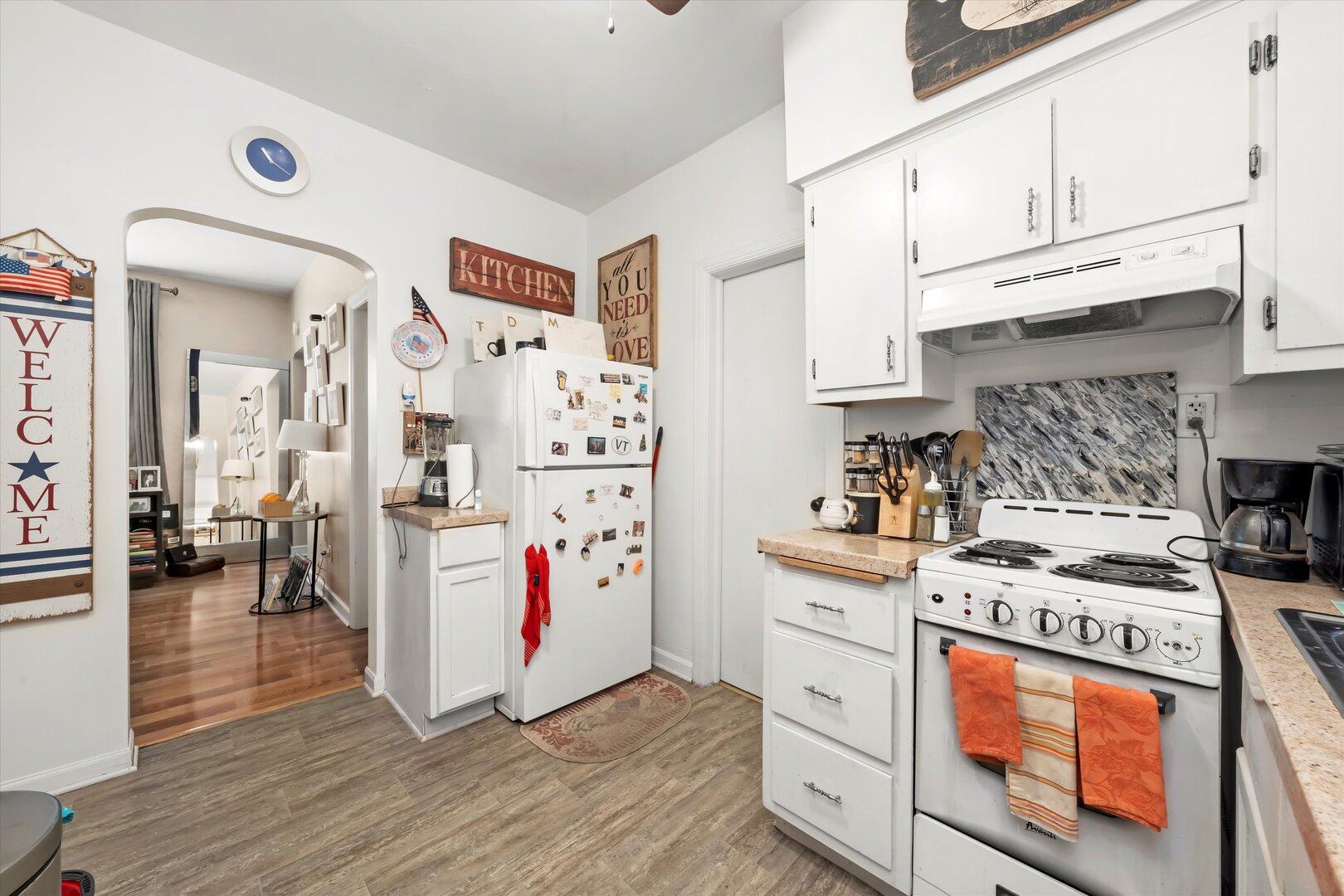 11400 S Champlain Avenue, Chicago, IL 60628