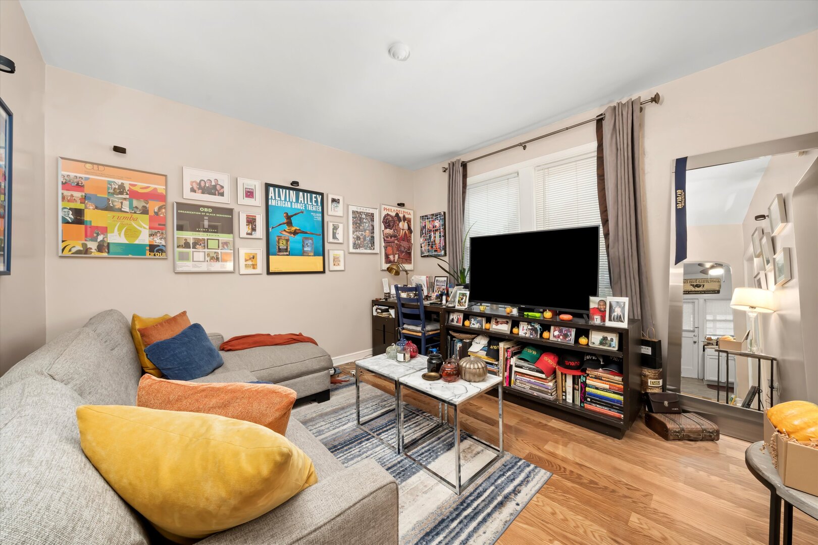 11400 S Champlain Avenue, Chicago, IL 60628