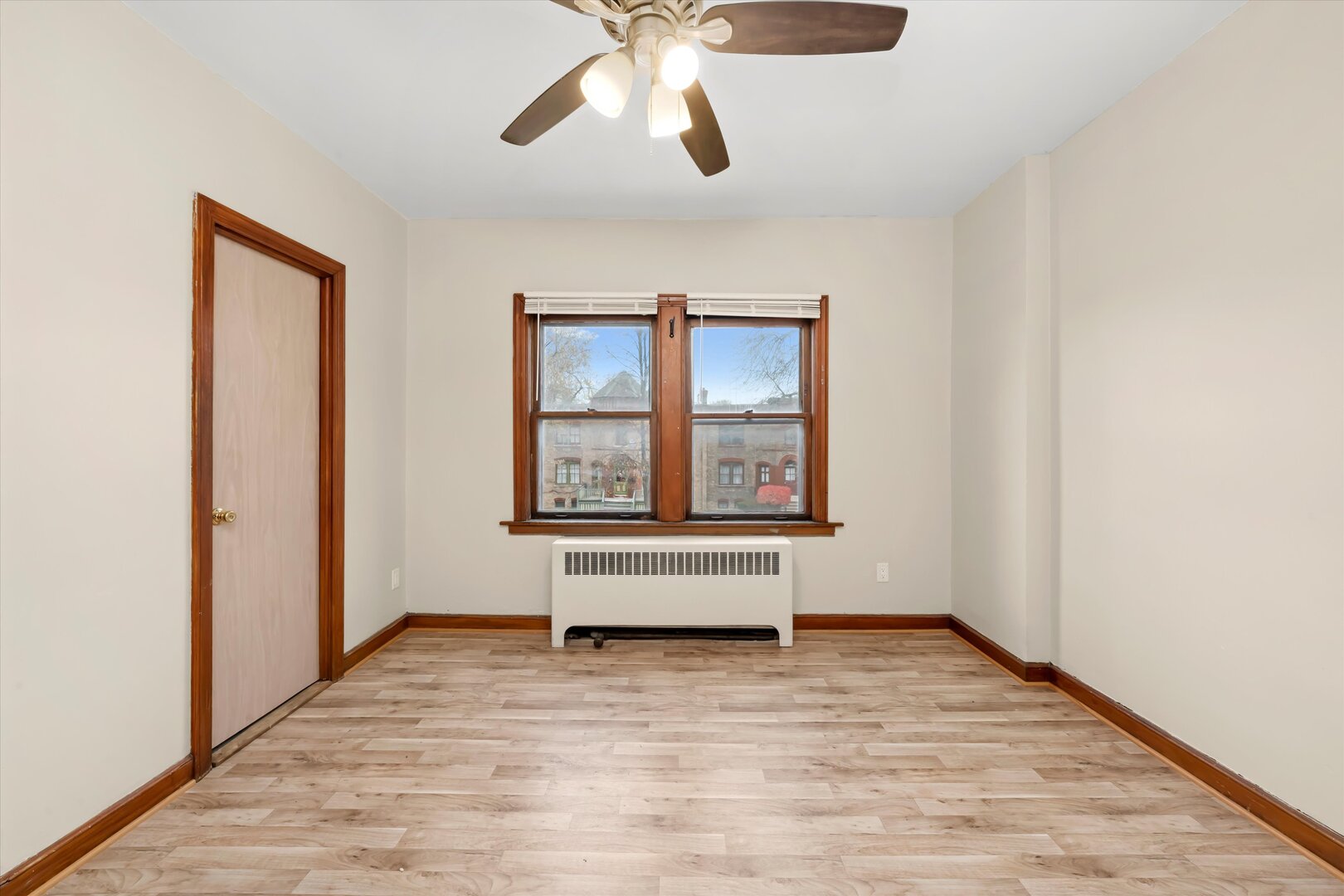 11400 S Champlain Avenue, Chicago, IL 60628