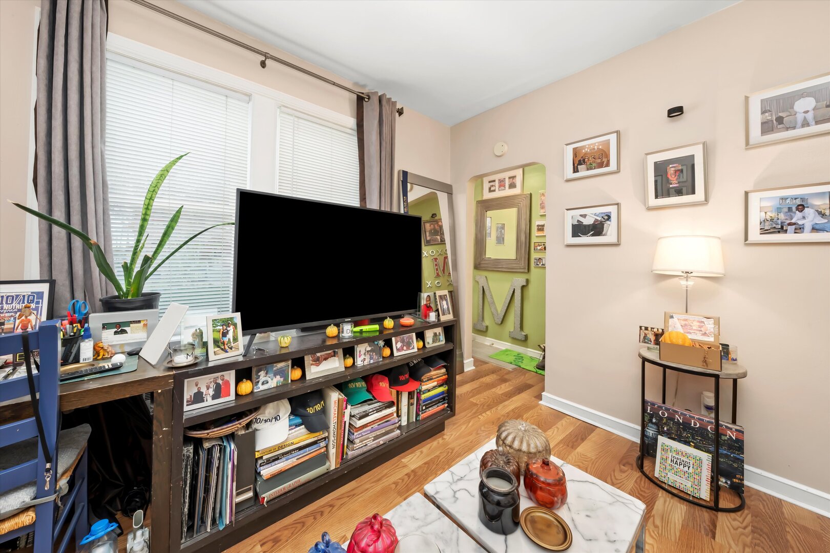 11400 S Champlain Avenue, Chicago, IL 60628