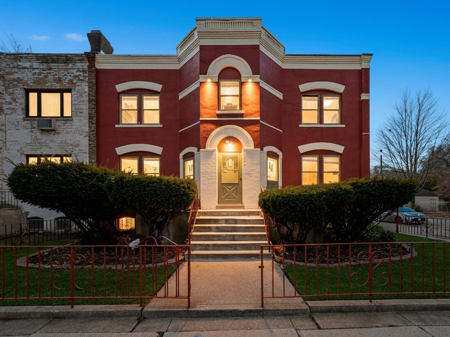 11400 S Champlain Avenue, Chicago, IL 60628