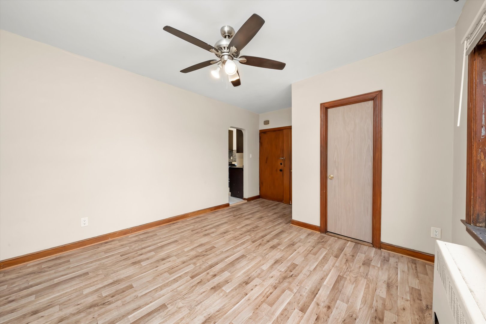 11400 S Champlain Avenue, Chicago, IL 60628