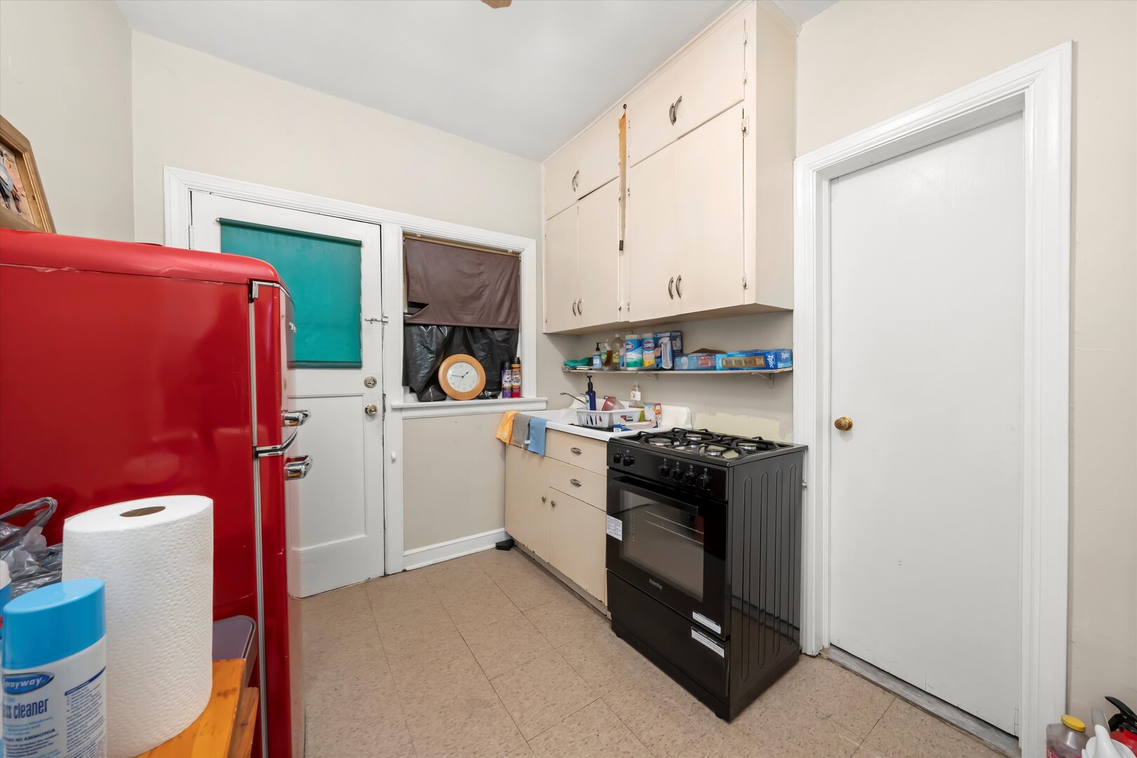 11400 S Champlain Avenue, Chicago, IL 60628