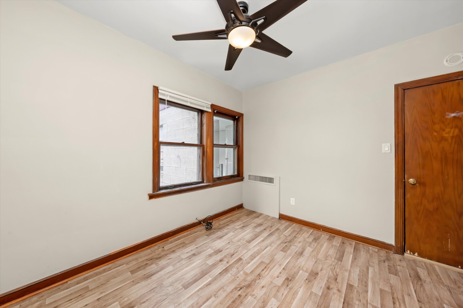 11400 S Champlain Avenue, Chicago, IL 60628