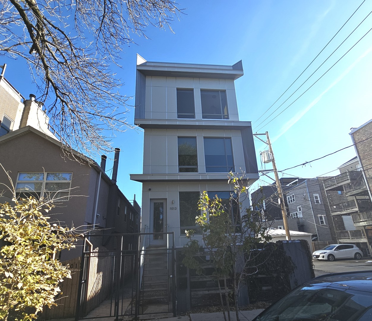 1013 N Honore Street #1, Chicago, IL 60622