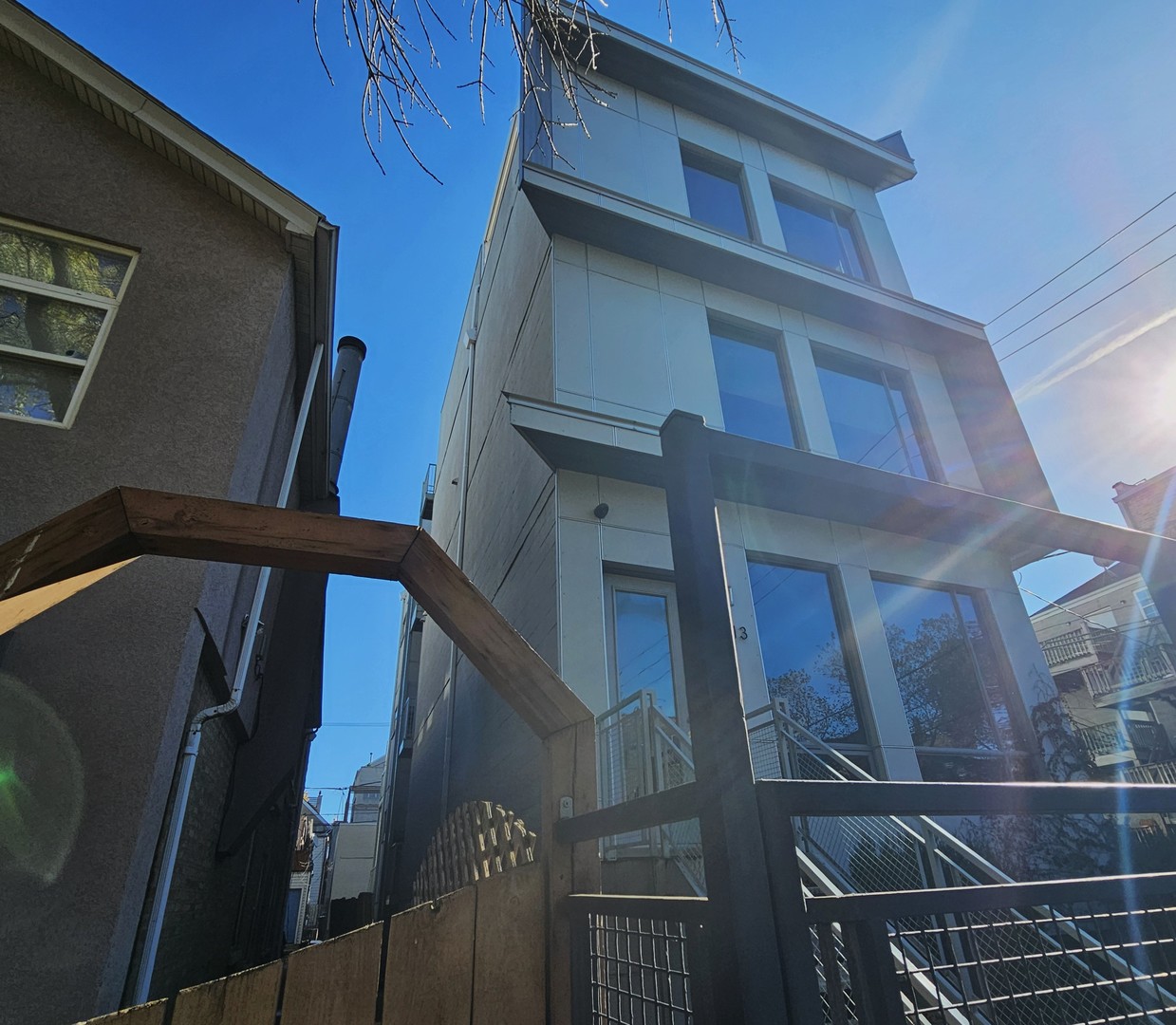 1013 N Honore Street #1, Chicago, IL 60622