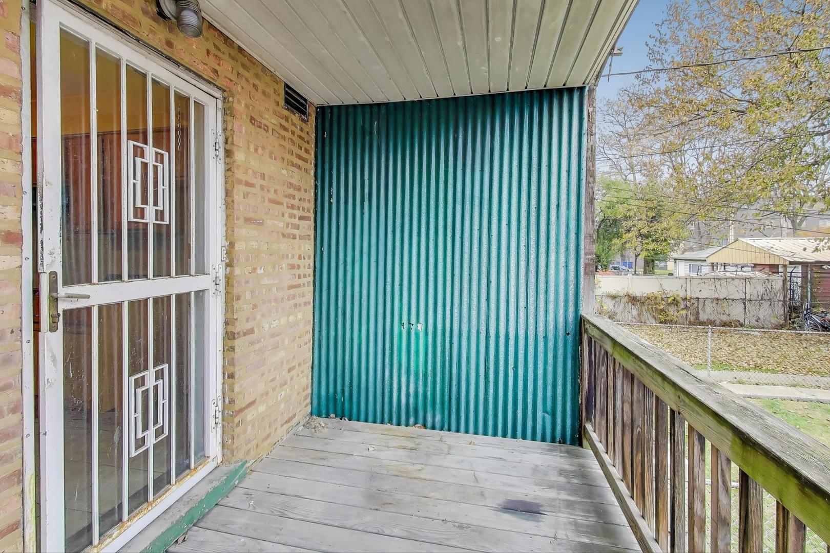 8613 S Ingleside Avenue, Chicago, IL 60619