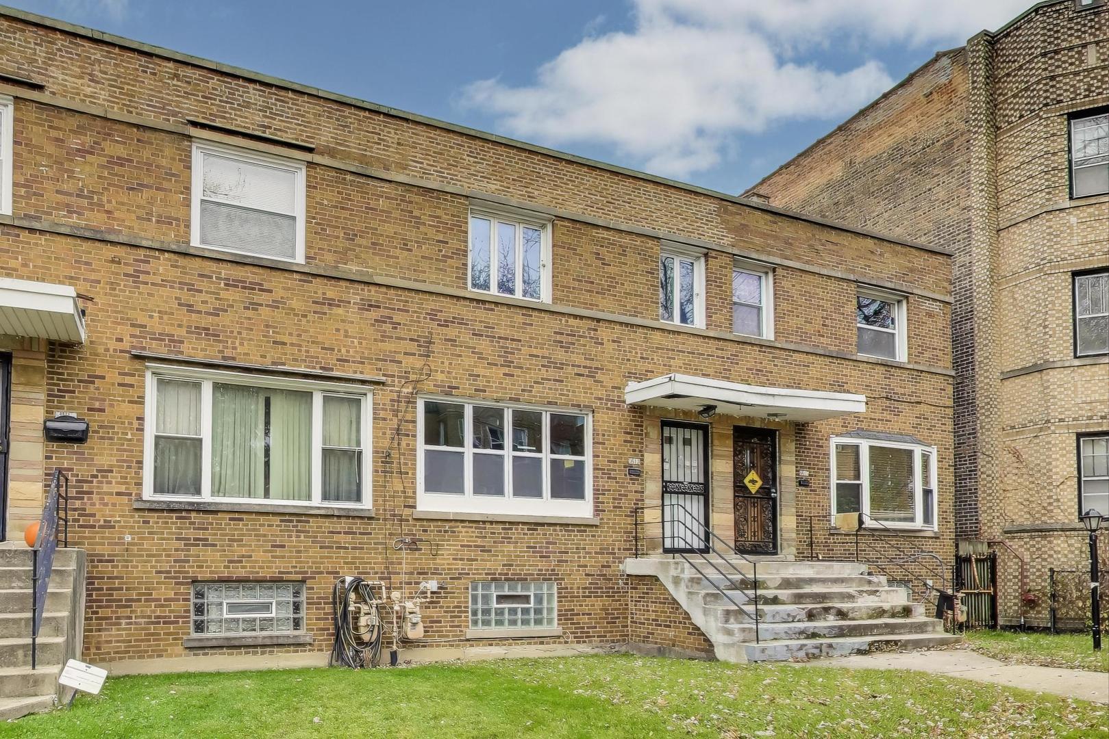 8613 S Ingleside Avenue, Chicago, IL 60619