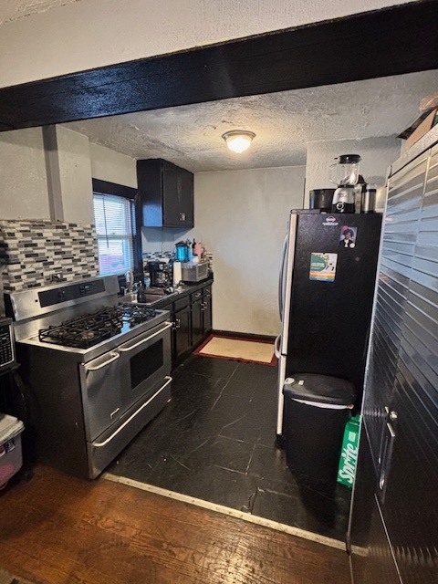 2115 S 22nd Avenue, Broadview, IL 60155