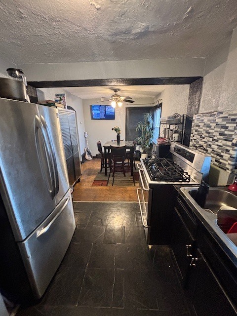 2115 S 22nd Avenue, Broadview, IL 60155