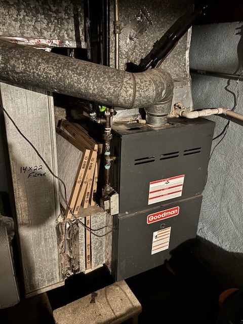 2115 S 22nd Avenue, Broadview, IL 60155